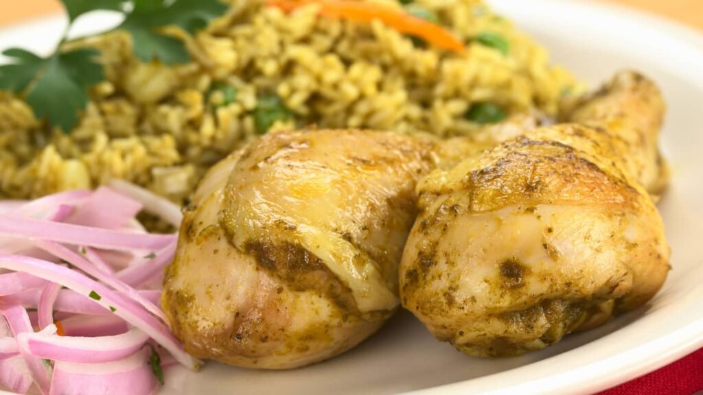 arroz con pollo peruano