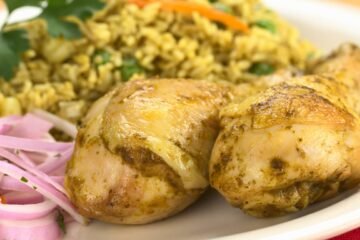 arroz con pollo peruano
